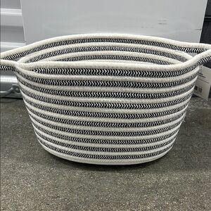 Havenstay Striped Black and White Woven Large rope Basket